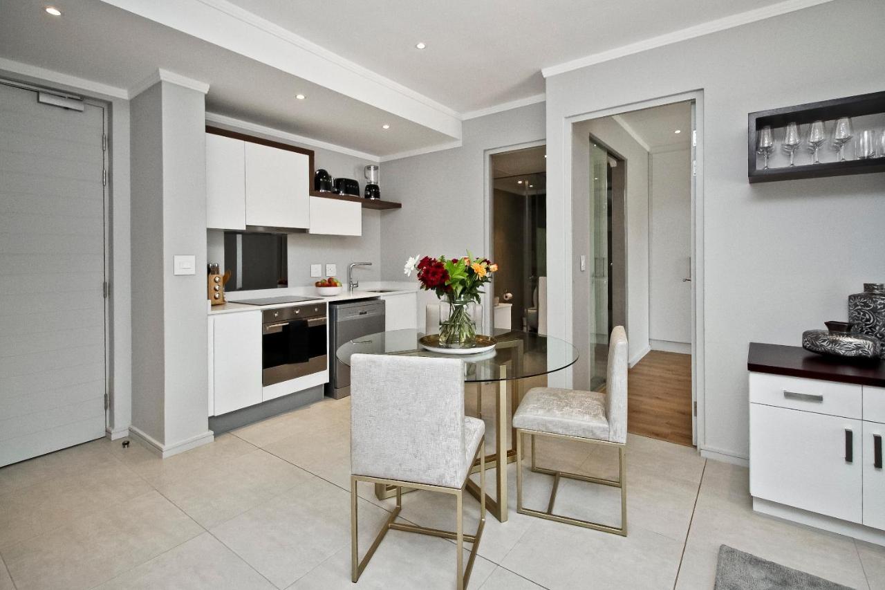 Sandton Apartment 15 West Road South Johannesburg Exteriör bild